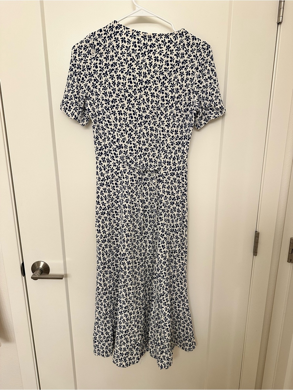 Reformation Locklin Midi dress in Blue Bombay SZ 4 - Picture 4 of 4